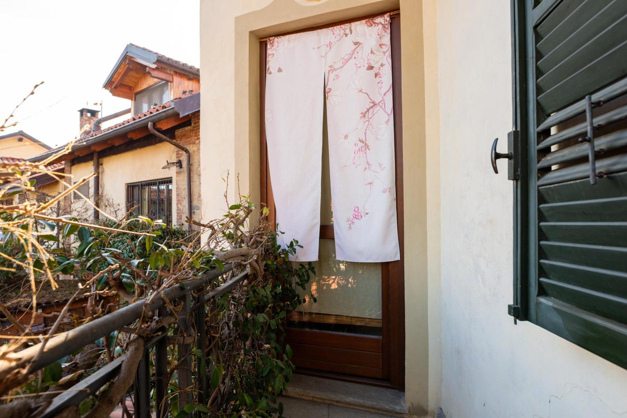 La Curandera Bed & Breakfast Rosta Bagian luar foto